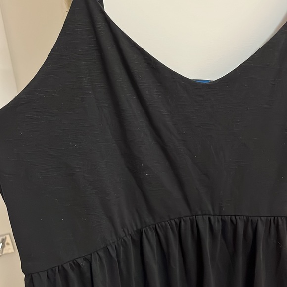 Old Navy LBD with pockets - Picture 2 of 7